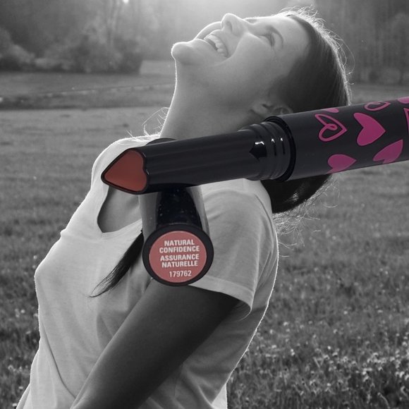 Natural Confidence Heart-Shaped Lipstick - Limited Edition Mary Kay - Picture 4 of 8